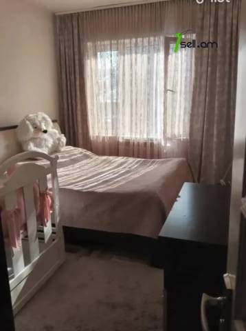 3 սենյականոց բնակարան, Դուրյան թաղամաս, 76 քմ, նախավերջին հարկ, եվրովերանորոգված