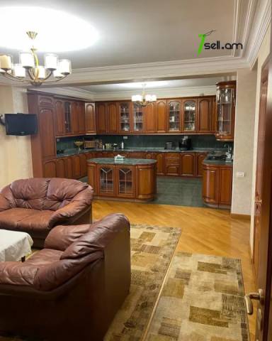 6 սենյականոց բնակարան նորակառույց շենքում Բաբայան փողոցում, 180 ք.մ., 2 սանհանգույց