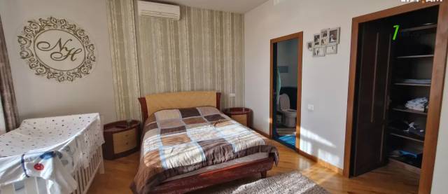 Երկու հարկանի քարե տուն Աջափնյակում, 360 ք.մ., 3+ սանհանգույց, եվրովերանորոգված