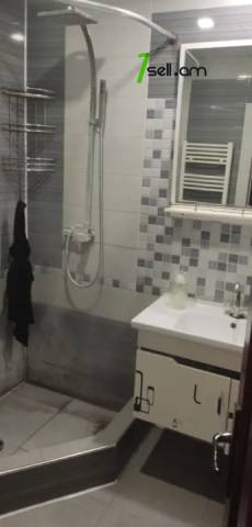 3 սենյականոց բնակարան, Բանավան թաղամաս, 95 քմ, կոսմետիկ վերանորոգում, քարե շենք