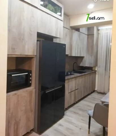 3 սենյականոց բնակարան, Դավթաշեն 4-րդ թաղամաս, 75 քմ, 8/11 հարկ, եվրովերանորոգված