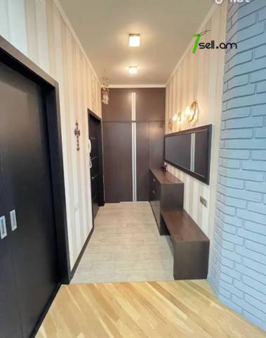 3 սենյականոց բնակարան նորակառույց շենքում Հրաչյա Ներսիսյան փողոցում, 115 քմ, 2 սանհանգույց