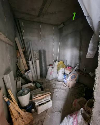 Բազմաֆունկցիոնալ գույք Դերենիկ Դեմիրճյանի փողոցում կենտրոնում, 241 ք.մ.