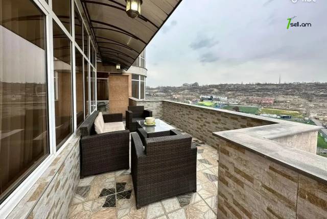 Ընդարձակ 3 սենյականոց բնակարան նորակառույց շենքում, Ծիծեռնակաբերդի խճուղի, 183 քմ, 7/13 հարկ