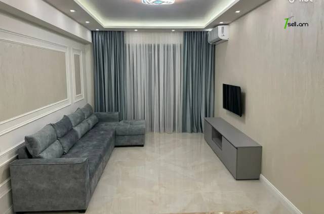 2 սենյականոց բնակարան նորակառույց շենքում Լենինգրադյան փողոցում, 67 ք.մ., 12/14 հարկ