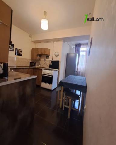 2 սենյականոց բնակարան Հին Երևանցու փողոցում, 70 ք.մ., 6/11 հարկ, կապիտալ վերանորոգված