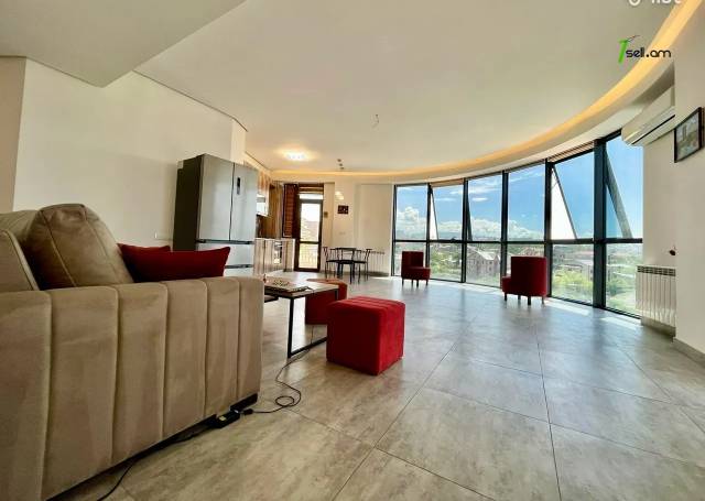 3 սենյականոց բնակարան նորակառույց շենքում Վերին Անտառային փողոցում, 130 քմ, 3/15 հարկ