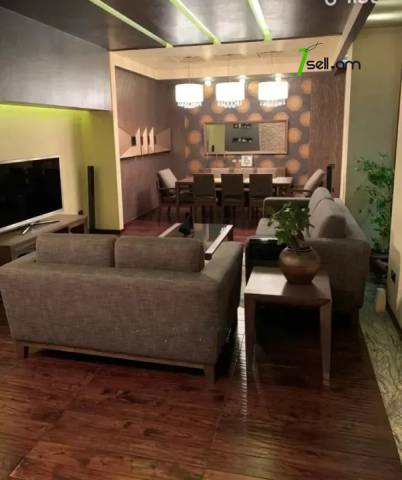 Ընդարձակ 3 սենյականոց բնակարան նորակառույց շենքում Դերենիկ Դեմիրճյան փողոցում, 202 քմ