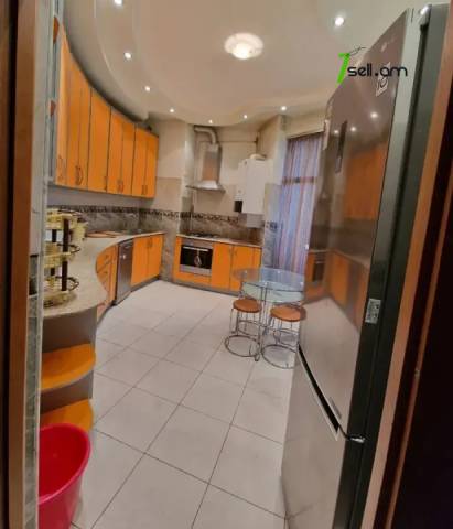 5 սենյականոց բնակարան նորակառույց շենքում Մարշալ Բաղրամյան պողոտայում, 150 քմ, 12/17 հարկ