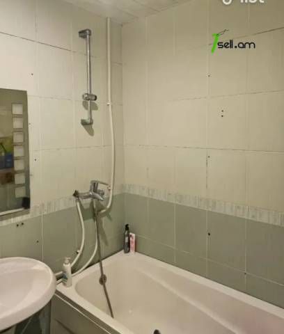 4 սենյականոց բնակարան Զաքարիա Քանաքեռցու փողոցում, 79 ք.մ., 1/9 հարկ, եվրովերանորոգված