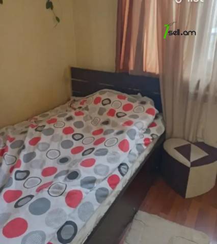 2 սենյականոց բնակարան Մոլդովական փողոցում, 64 քմ, մասնակի վերանորոգում, քարե շենք