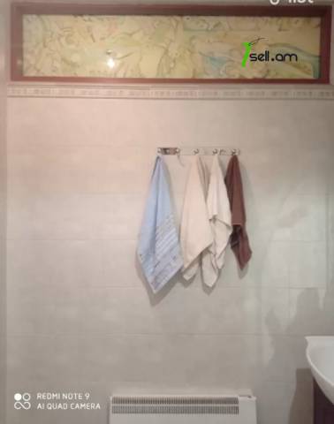 3 սենյականոց բնակարան նորակառույց շենքում Անտառային փողոցում, 107 ք.մ., 1/5 հարկ, 2 սանհանգույց