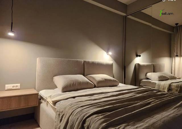 2 սենյականոց բնակարան նորակառույց շենքում Ալեք Մանուկյան փողոցում, 49 ք.մ., բարձր առաստաղներ