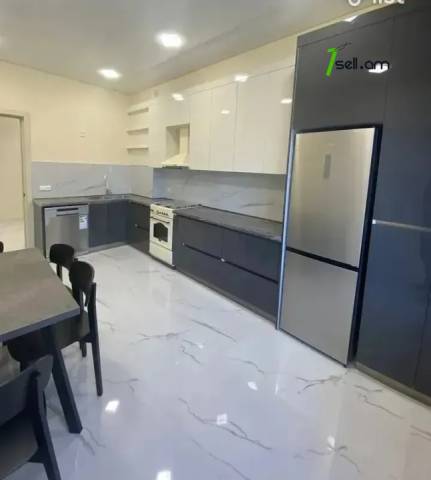 3 սենյականոց բնակարան նորակառույց շենքում Դավիթ Անհաղթի փողոցում, 113 ք.մ., 6/15 հարկ, 2 սանհանգույց