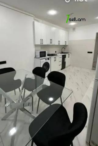 3 սենյականոց բնակարան Քաջազնունի փողոցում, 70 ք.մ., 3/10 հարկ, դիզայներական ոճով վերանորոգված