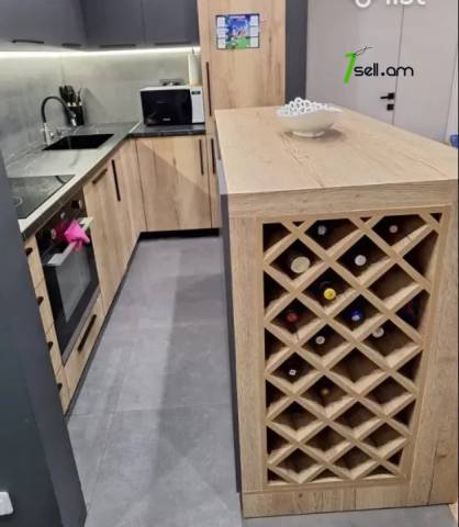 4 սենյականոց բնակարան նորակառույց շենքում Տիգրան Պետրոսյան փողոցում, 109 ք.մ., 3/5 հարկ