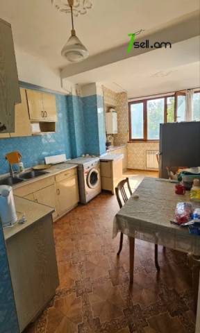 3 սենյականոց բնակարան Տիգրան Մեծի պողոտայում, 90 քմ, 4/9 հարկ, մասնակի վերանորոգում