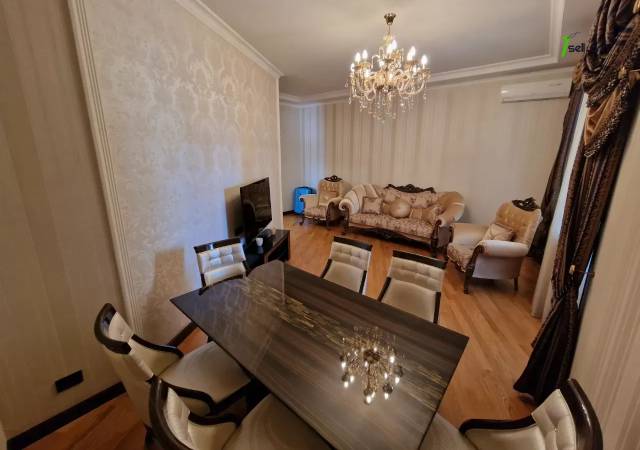 3 սենյականոց բնակարան նորակառույց շենքում Ամիրյան փողոցում, 107 ք.մ., 2 սանհանգույց