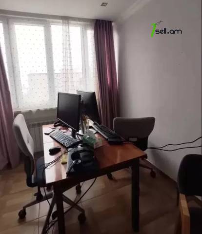 2 սենյականոց բնակարան Գյուլբենկյան փողոցում, 63 քմ, նախավերջին հարկ, կապիտալ վերանորոգված, քարե շենք