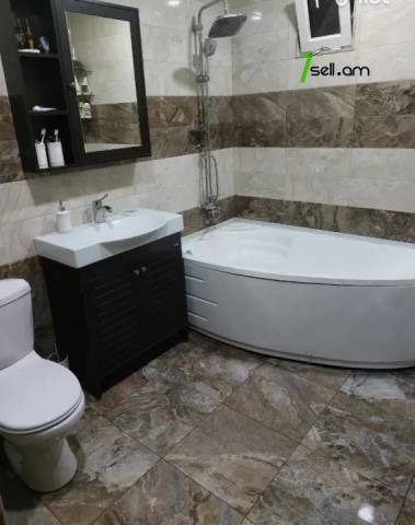 Մեկ հարկանի քարե տուն Պարույր Սևակի փողոցում Ավանում, 110 քմ, 2 սանհանգույց, կապիտալ վերանորոգված