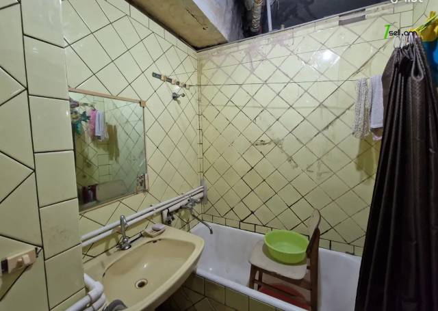 3 սենյականոց բնակարան Արմեն Տիգրանյանի փողոցում, 100 քմ, 1/9 հարկ