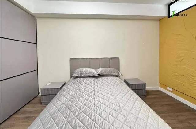 4 սենյականոց բնակարան նորակառույց շենքում Պարոնյան փողոցում, 132 ք.մ., 2 սանհանգույց