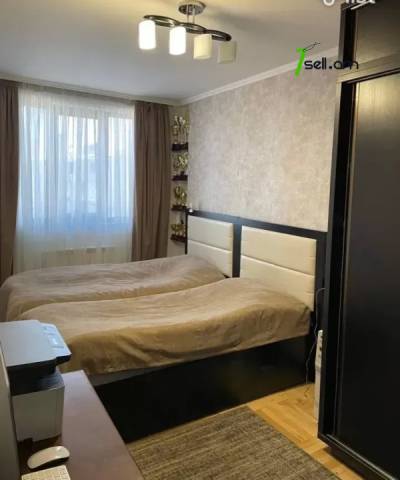 3 սենյականոց բնակարան Էրեբունիում, 93 քմ, 2 սանհանգույց, կապիտալ վերանորոգված, քարե շենք