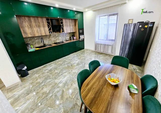 Երկու հարկանի քարե տուն Քասախում, 864 ք.մ., 3+ սանհանգույց, կապիտալ վերանորոգված