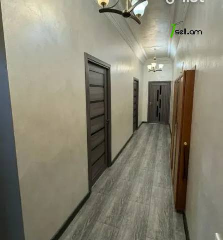 3 սենյականոց բնակարան Տերյան փողոցում, 83 քմ, բարձր առաստաղներ, եվրովերանորոգված, քարե շենք