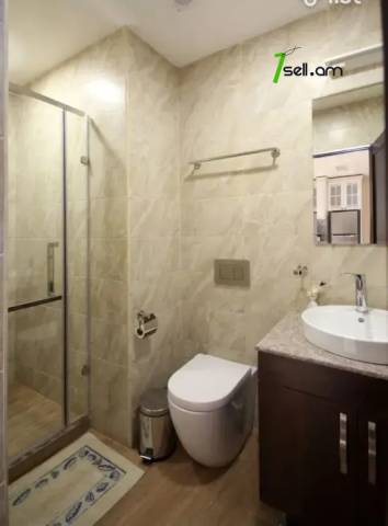 2 սենյականոց բնակարան նորակառույց շենքում Փավստոս Բուզանդի փողոցում, 47 ք.մ., բարձր առաստաղներ