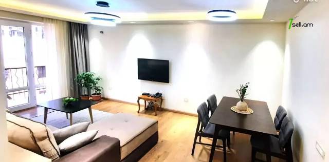 4 սենյականոց բնակարան Սարյանի փողոցում, 93 ք.մ., 6/8 հարկ, 2 սանհանգույց, եվրովերանորոգված