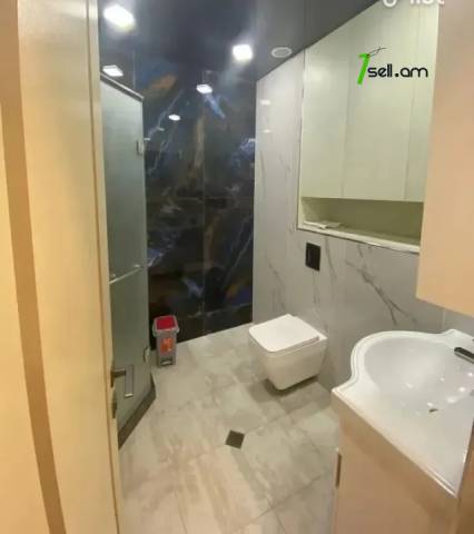 3 սենյականոց բնակարան նորակառույց շենքում Դավիթ Անհաղթի փողոցում, 113 ք.մ., 6/15 հարկ, 2 սանհանգույց