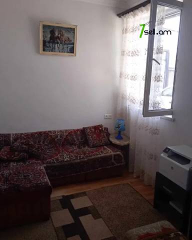 Մեկ հարկանի քարե տուն Հայկ Բժշկյանց փողոցում Հայանիստում, 150 քմ, կապիտալ վերանորոգված