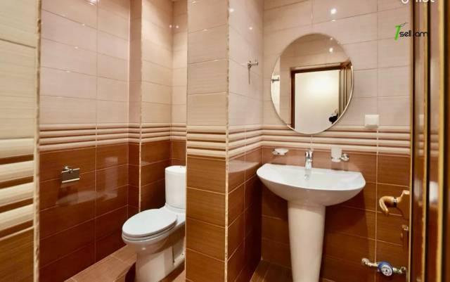 3 սենյականոց բնակարան Կոմիտասի պողոտայում, 83 քմ, բարձր առաստաղներ, կապիտալ վերանորոգված, քարե շենք