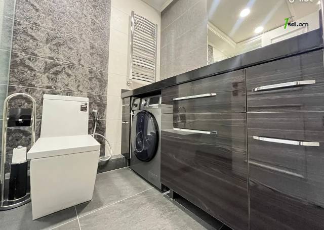 2 սենյականոց բնակարան նորակառույց շենքում, Sasna Tsrer Street, 70 քմ, 11/18 հարկ, բարձր առաստաղներ