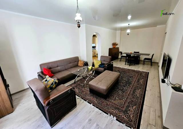 Մեկ հարկանի քարե տուն Գյուլբենկյան փողոցում Արաբկիրում, 900 ք.մ., 2 սանհանգույց, եվրովերանորոգված