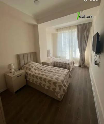 3 սենյականոց բնակարան նորակառույց շենքում Քանաքեռ Զեյթունում, 105 ք.մ., 2 սանհանգույց