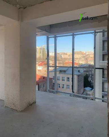 3 սենյականոց բնակարան նորակառույց շենքում Կոմիտասի պողոտայում, 90 ք.մ., 7/18 հարկ, 2 սանհանգույց