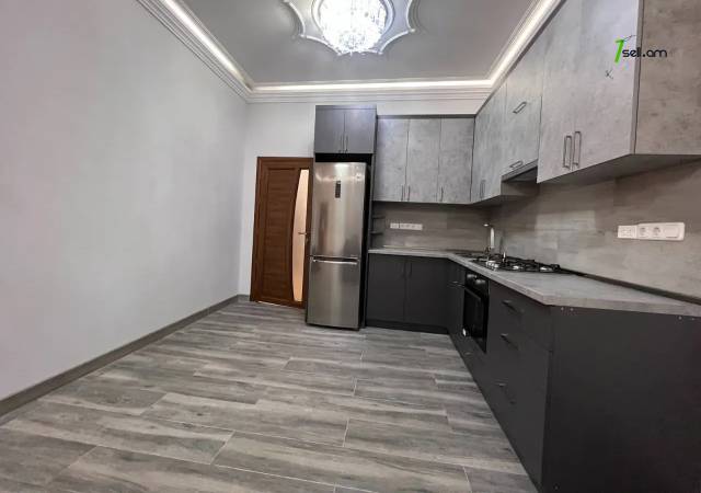 Մեկ հարկանի քարե տուն Ազատության պողոտայում Արաբկիրում, 370 ք.մ., 3+ սանհանգույց, եվրովերանորոգված