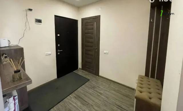 2 սենյականոց բնակարան Ռուբինյանց փողոցում, 60 ք.մ., 7/13 հարկ, կապիտալ վերանորոգված