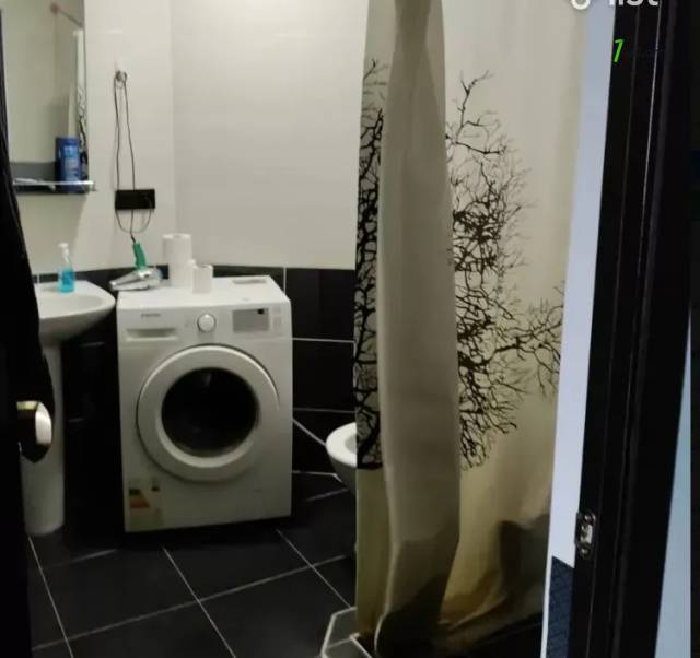 2 սենյականոց բնակարան Կորյունի փողոցում, 55 ք.մ., բարձր առաստաղներ, եվրովերանորոգված, քարե շենք