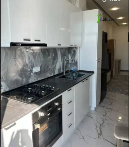 3 սենյականոց բնակարան նորակառույց շենքում Մինսկի փողոցում, 63 քմ, նախավերջին հարկ, եվրովերանորոգված