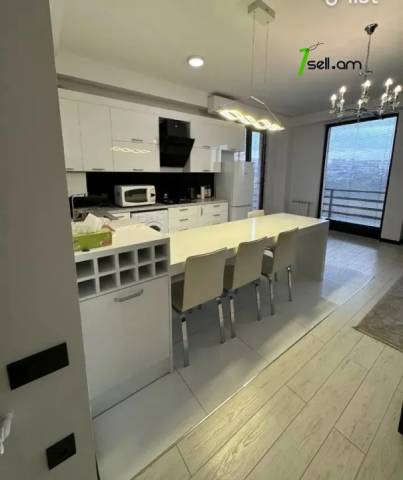 2 սենյականոց բնակարան նորակառույց շենքում Գոգոլի փողոցում, 66 ք.մ., բարձր առաստաղներ, 7/9 հարկ