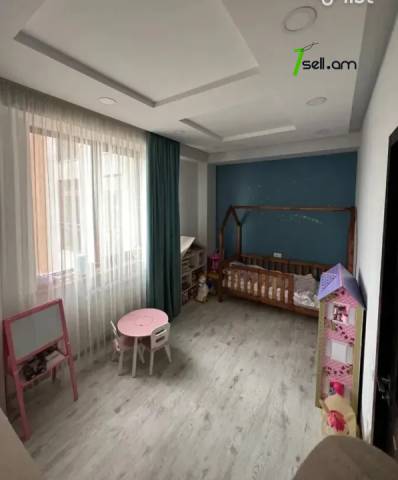 4 սենյականոց բնակարան նորակառույց շենքում Սասնա Ծռերի փողոցում, 112 ք.մ., 2 սանհանգույց