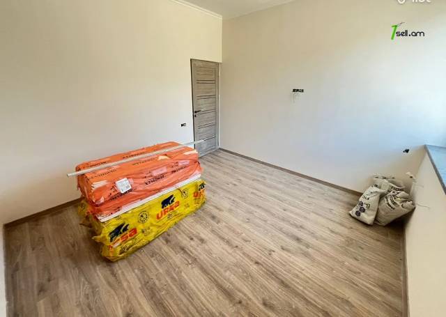 3 սենյականոց բնակարան նորակառույց շենքում Աղաբաբյան փողոցում, 65 քմ, 3/5 հարկ, բարձր առաստաղներ