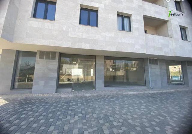 Առևտրային տարածք Նանսենի փողոցում Նոր Նորքում, 374 ք.մ.