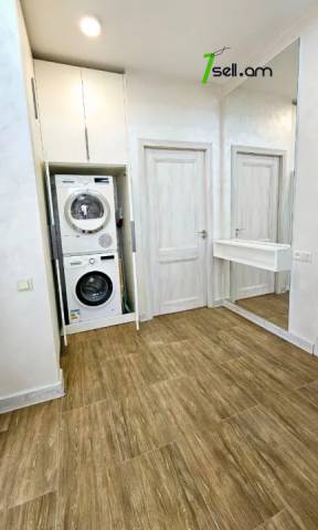 Մեկ հարկանի քարե տուն Սամվել Գևորգյան փողոցում Դավիթաշենում, 505 ք.մ., 3+ սանհանգույց