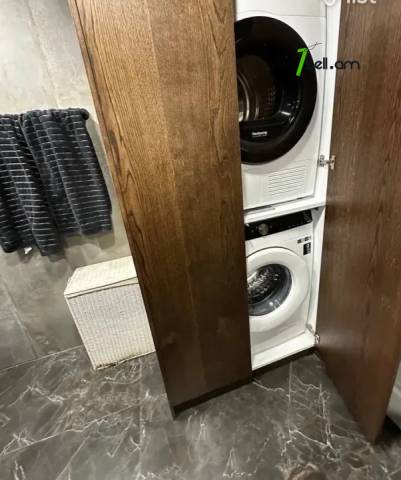 3 սենյականոց բնակարան նորակառույց շենքում Չարենցի փողոցում, 71 քմ, նախավերջին հարկ, բարձր առաստաղներ