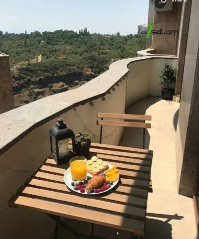 2 սենյականոց բնակարան նորակառույց շենքում Օրբելի եղբայրների փողոցում, 43 ք.մ., 6/15 հարկ