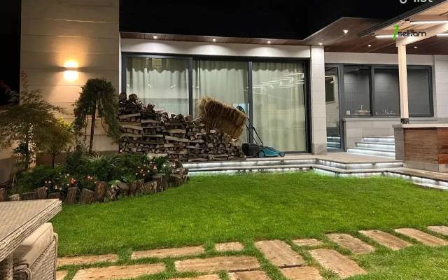 Ընդարձակ 3 սենյականոց բնակարան նորակառույց շենքում Վիկտոր Համբարձումյան փողոցում, 267 ք.մ.